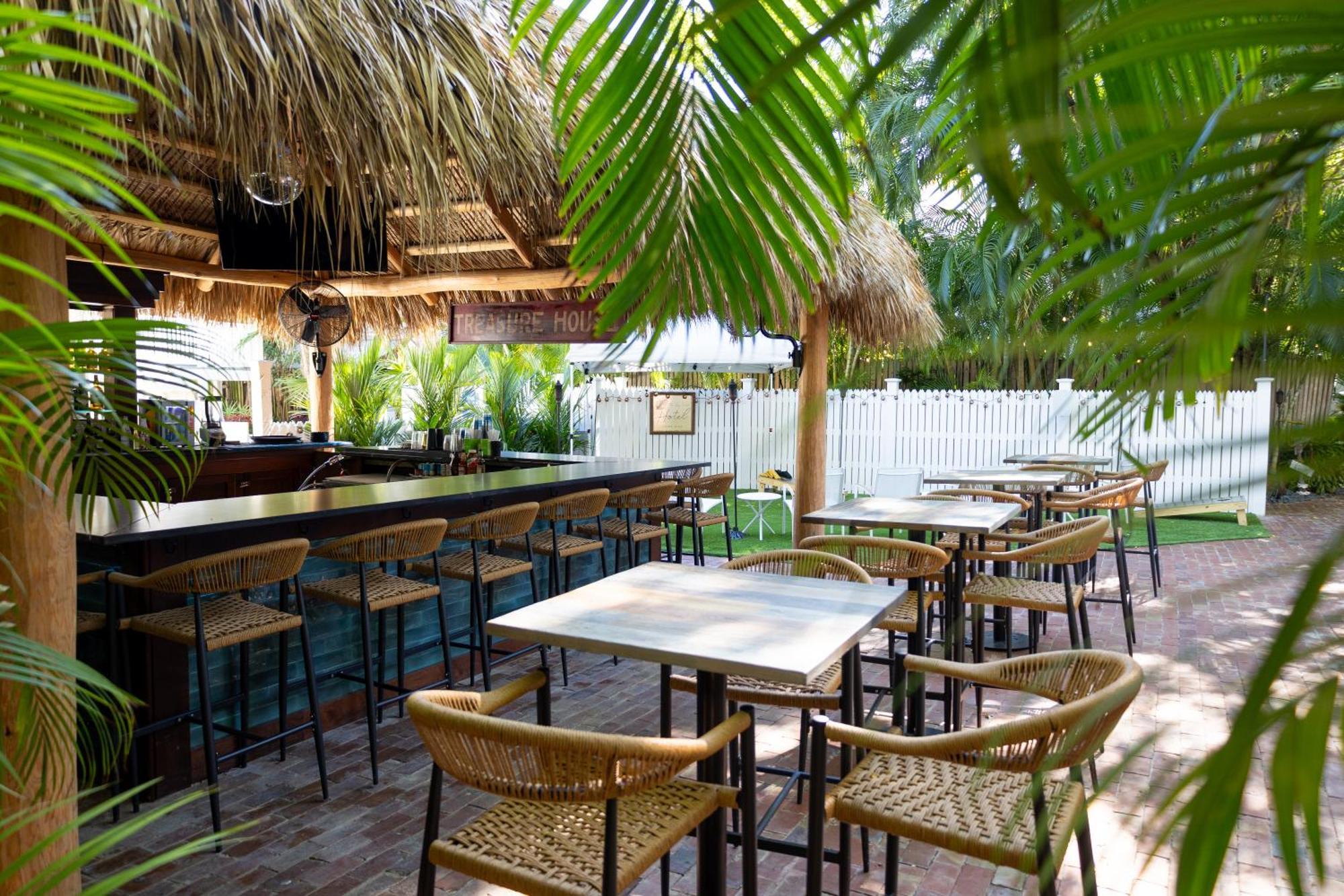 The Key West Hotel Exteriör bild
